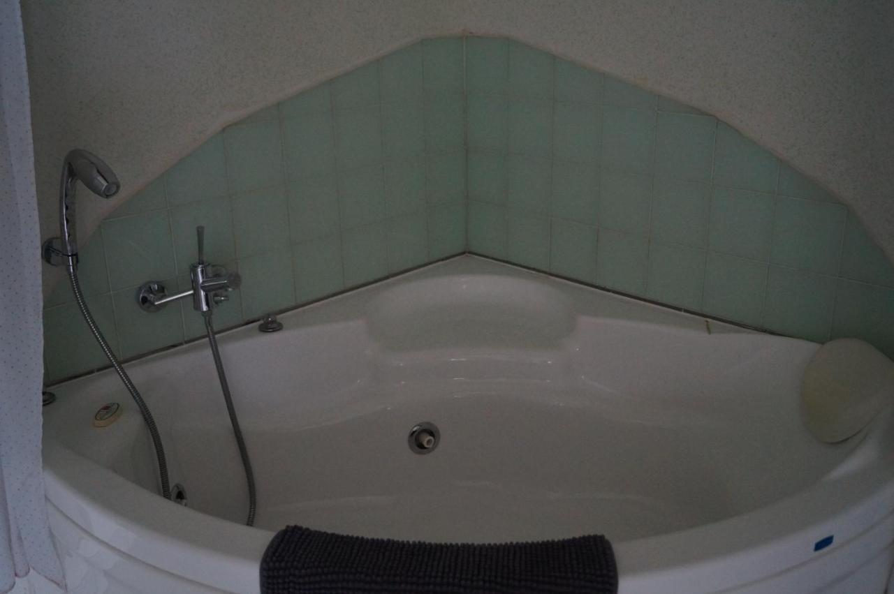 Lescheroux Chambre D'Hotes La Jument Grise מראה חיצוני תמונה